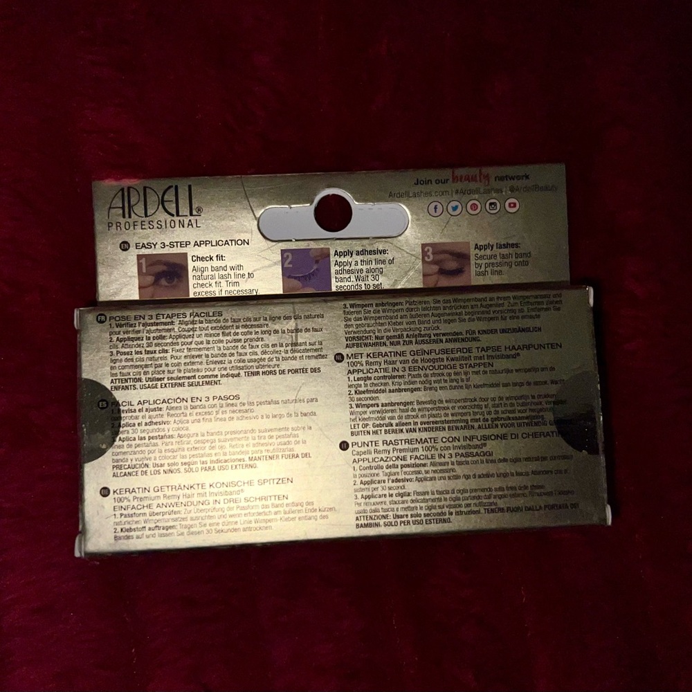Ardell Professional Remy Lashes with Invisiband - Picture 2 of 3
